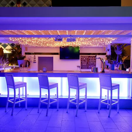 Munamar Beach Hotel 4*