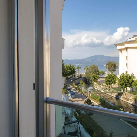 Munamar Beach Hotel 4*